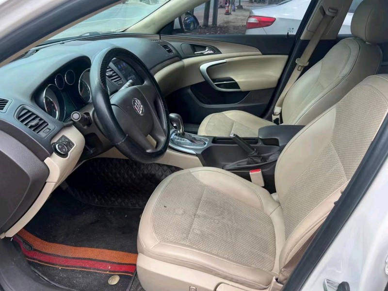 衡阳13年别克君威3