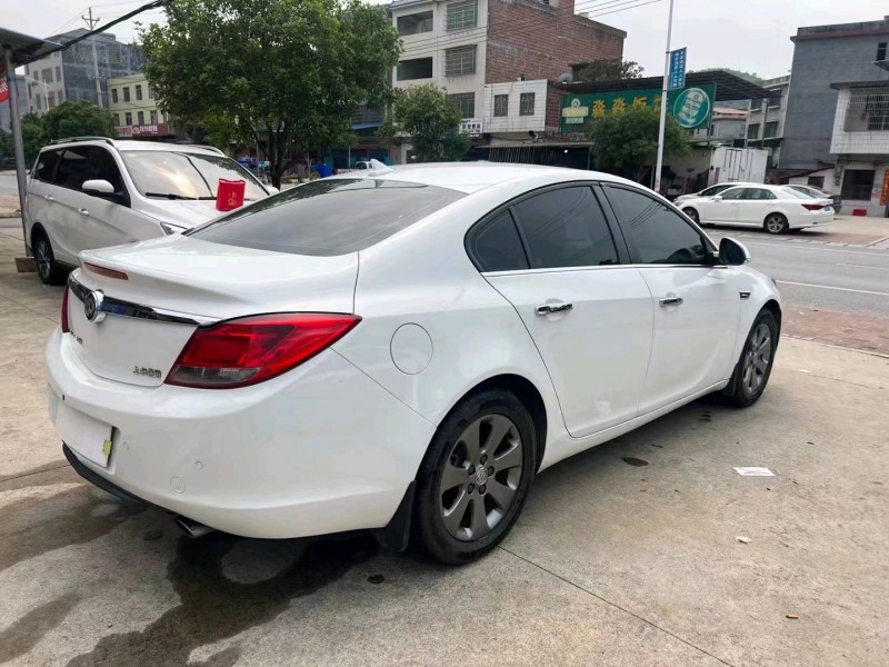 衡阳13年别克君威7