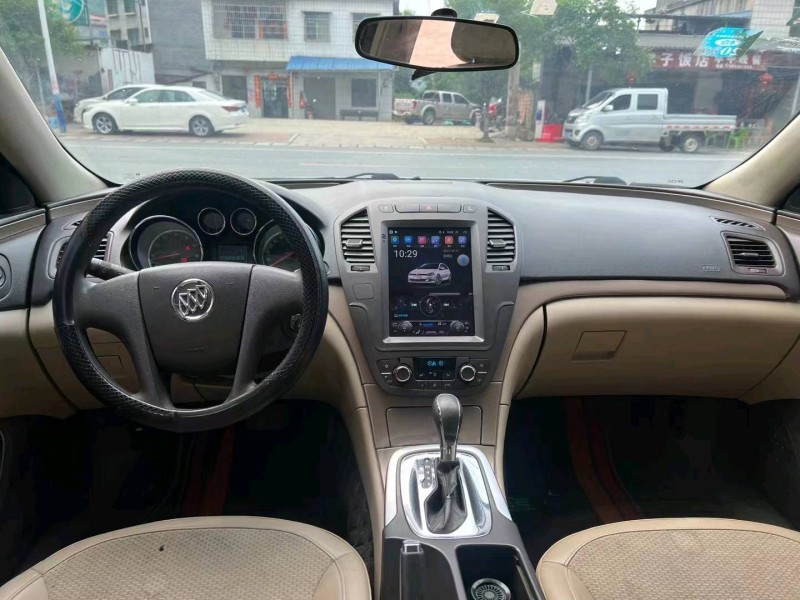 衡阳13年别克君威6