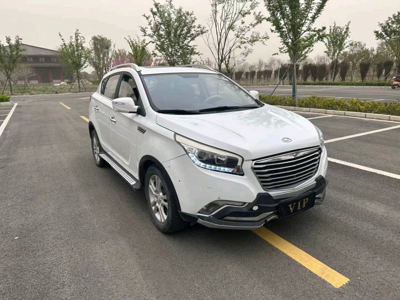 徐州16年华泰圣达菲3