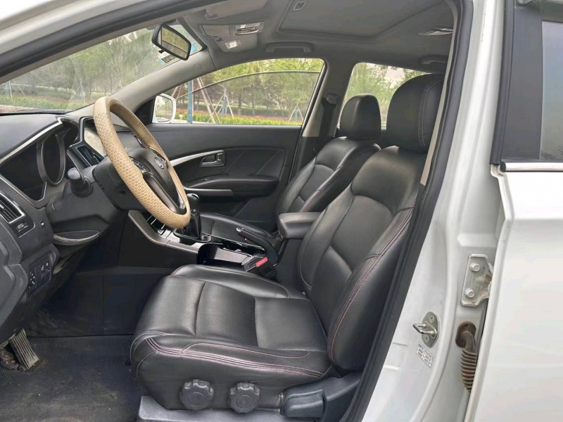 徐州16年华泰圣达菲4