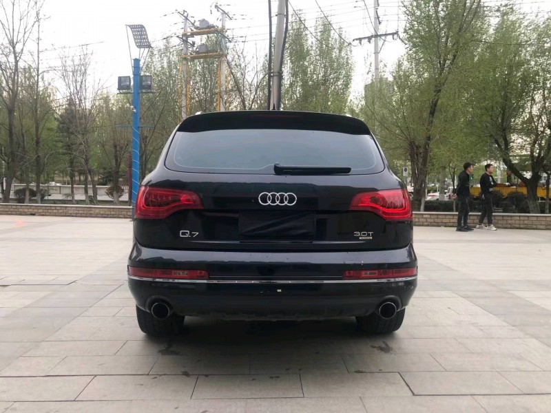 沈阳11年奥迪Q76