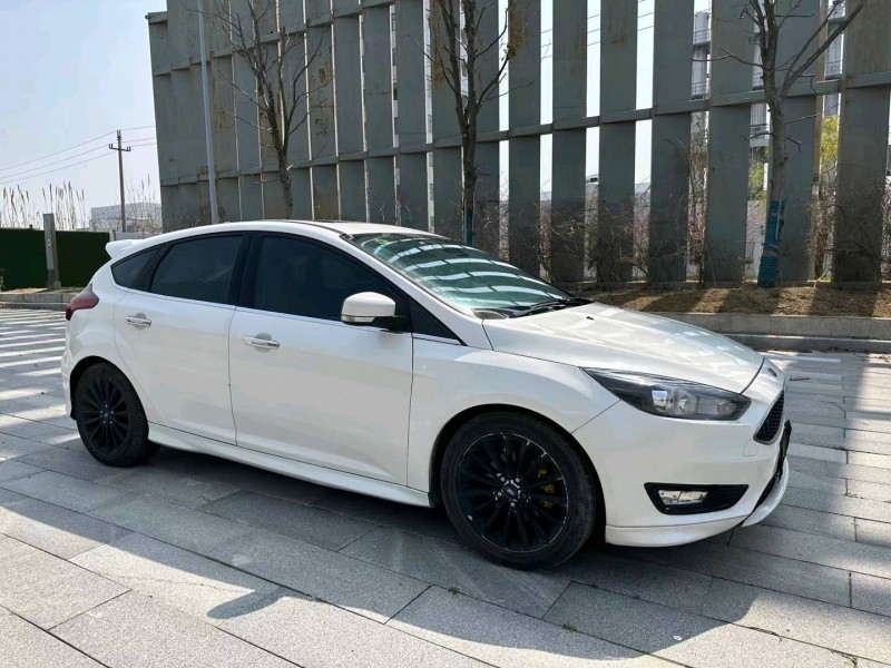 盐城17年福特福克斯3