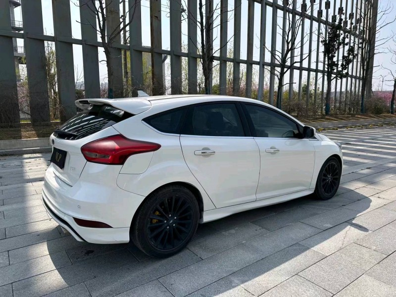 盐城17年福特福克斯7