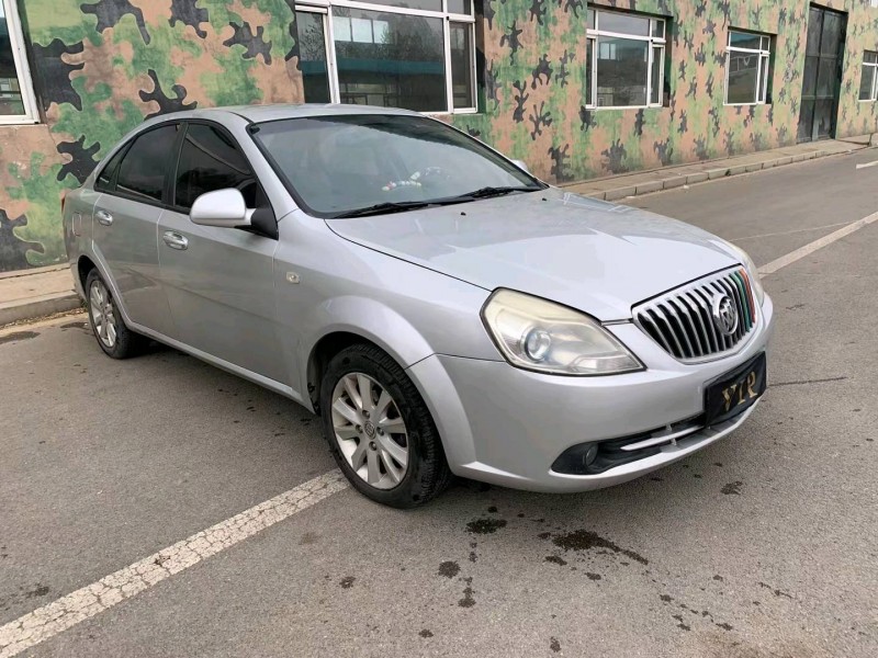 沈阳13年别克凯越5