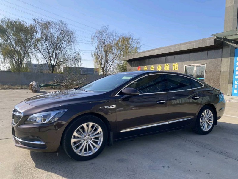 徐州17年别克君越2