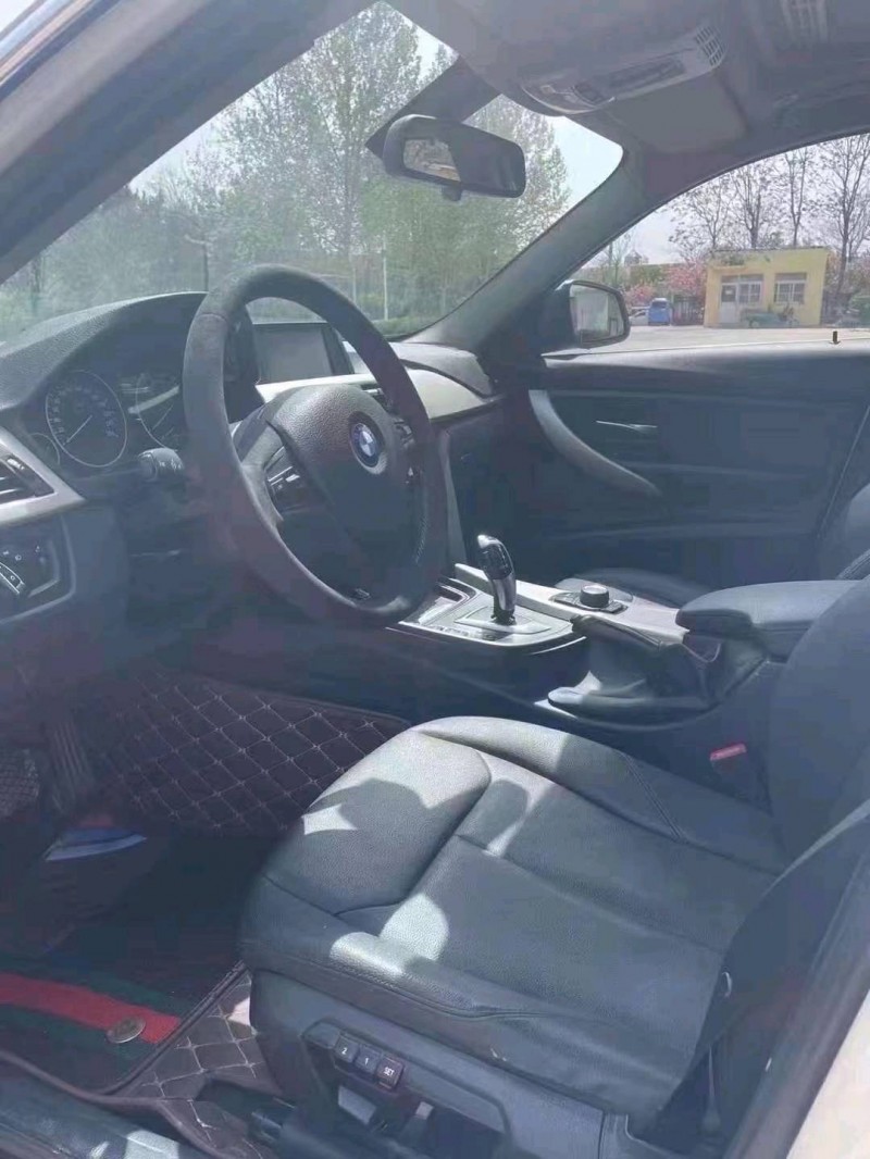 济南15年宝马3系8