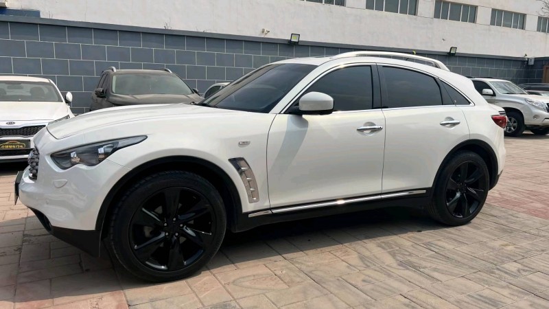 廊坊12年英菲尼迪FX352