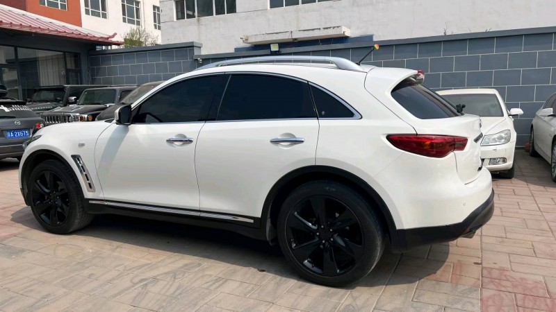 廊坊12年英菲尼迪FX358