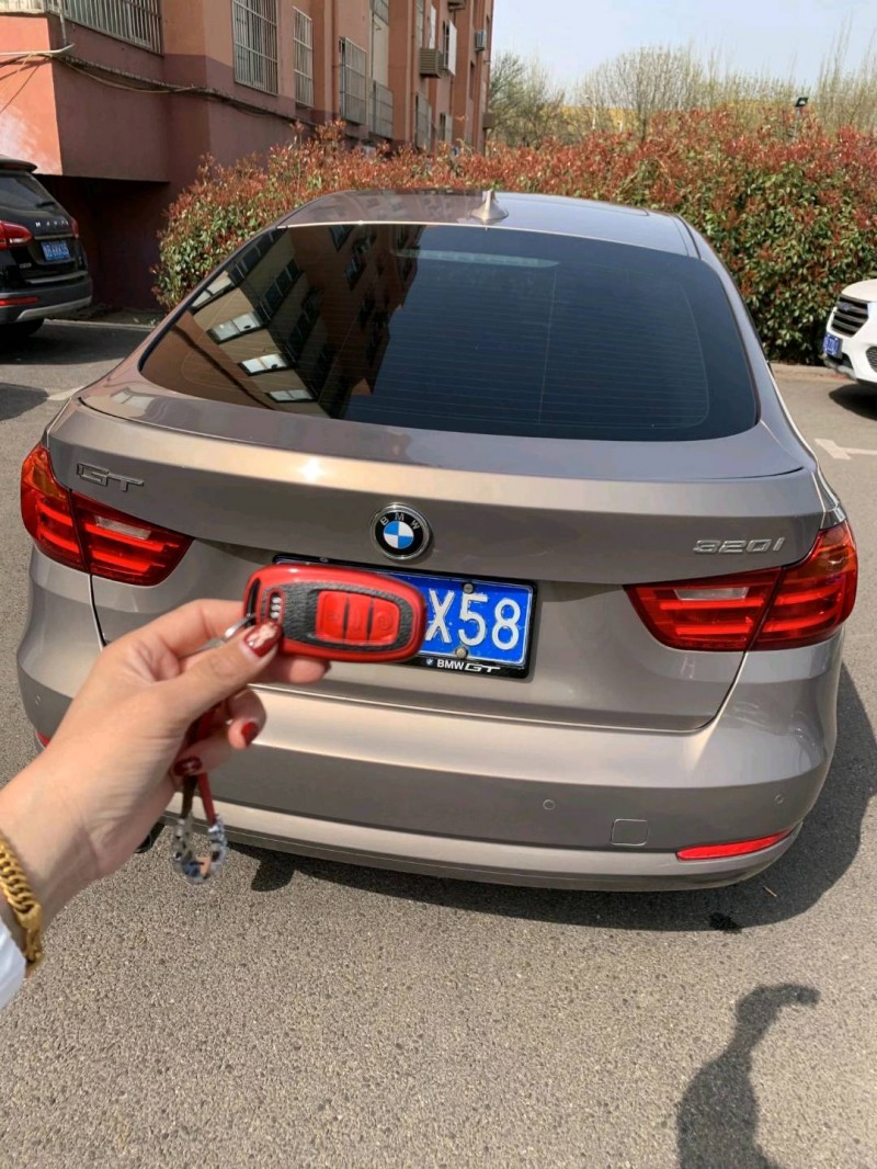 济南15年宝马3系GT8