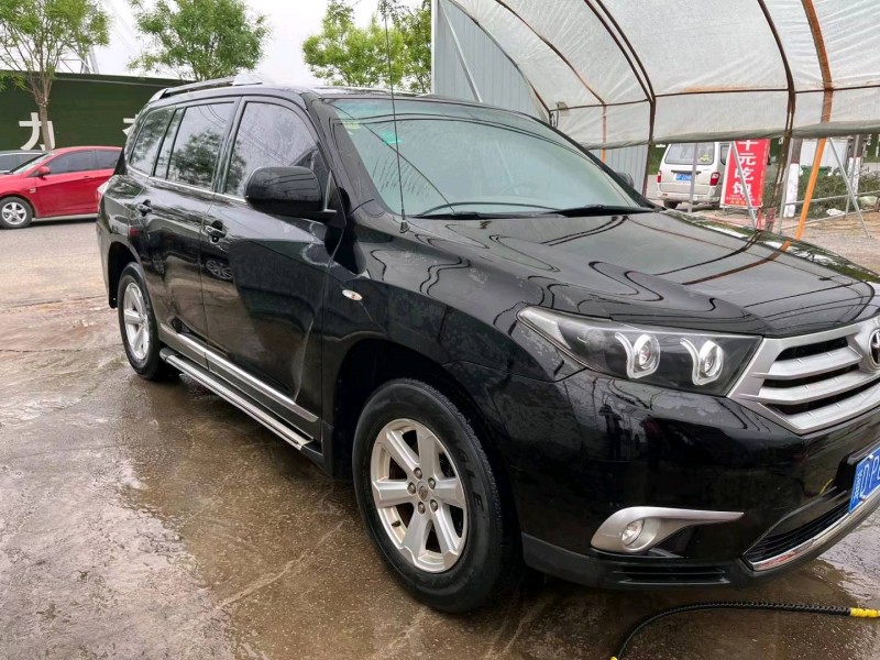 保定13年丰田汉兰达2