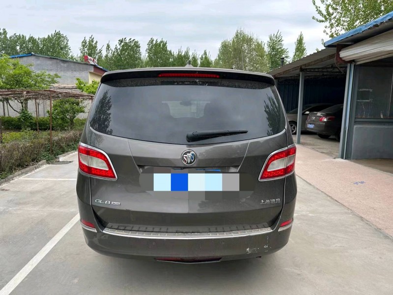 青岛11年别克GL85