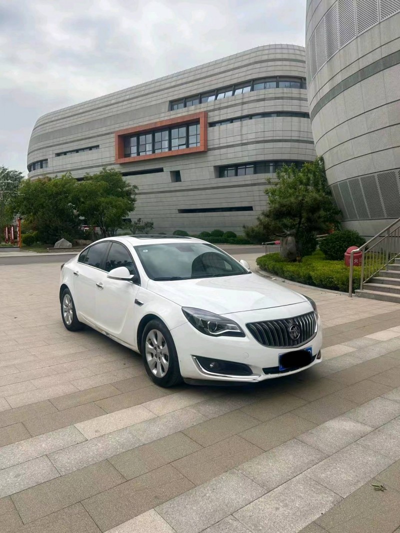 青岛17年别克君威3