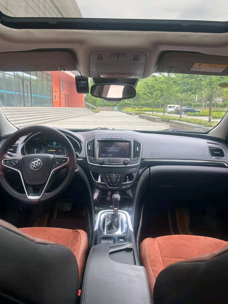 青岛17年别克君威6