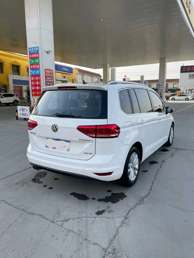 保定18年大众途安7