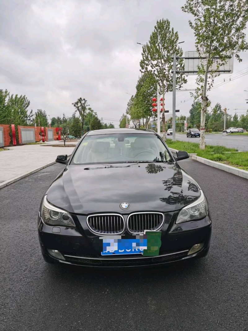 保定09年宝马5系1