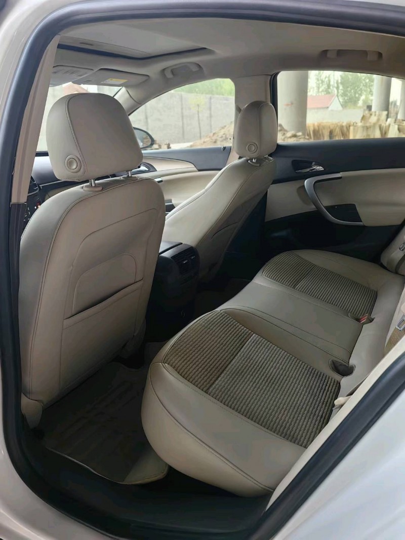 石家庄15年别克君威8