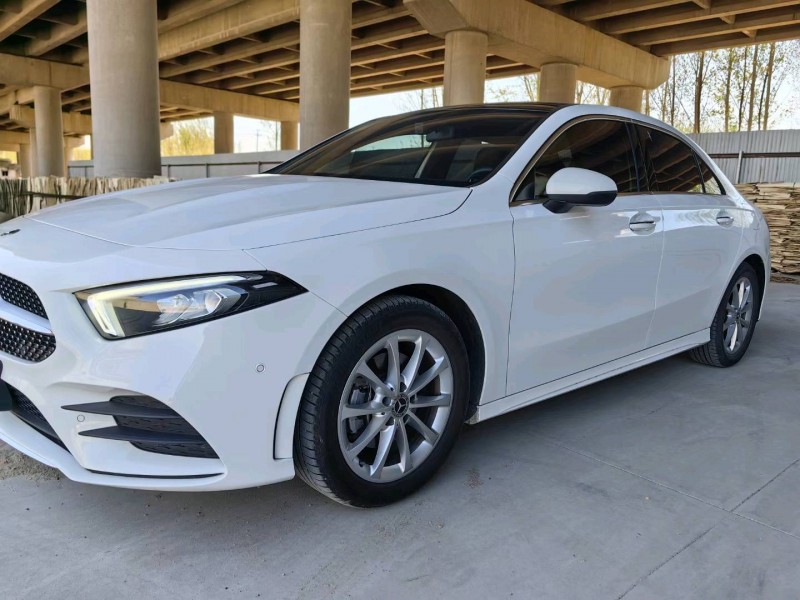 石家庄22年奔驰A3