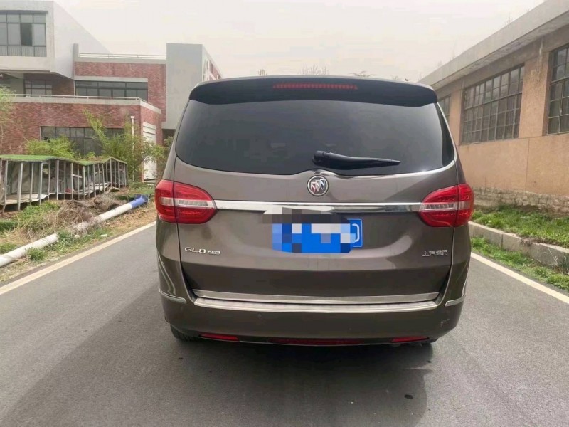 枣庄17年别克GL82