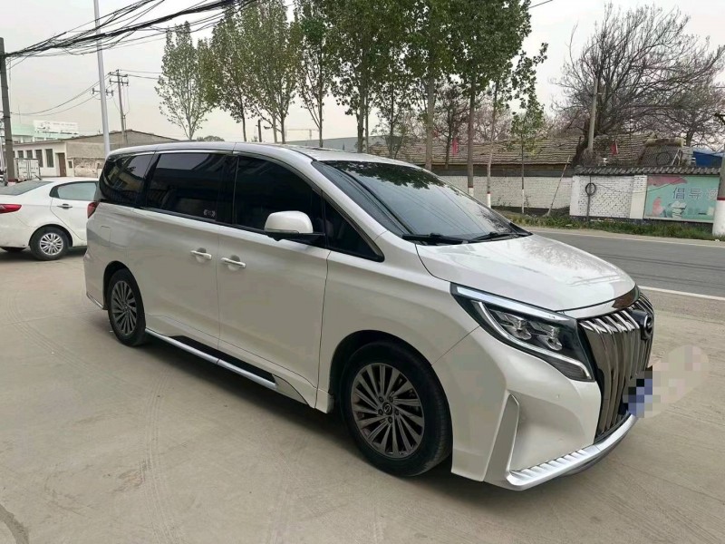 保定21年传祺M83