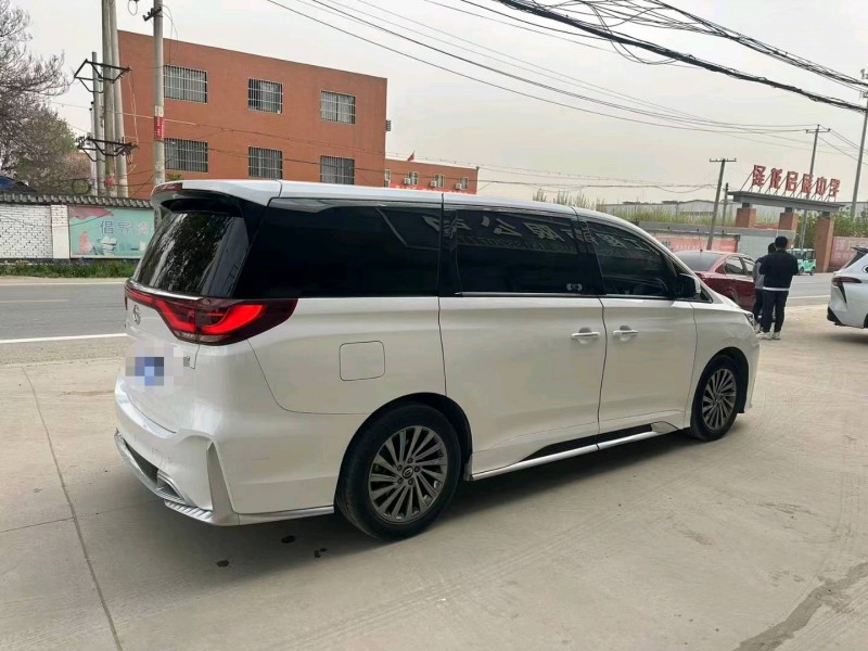 保定21年传祺M88