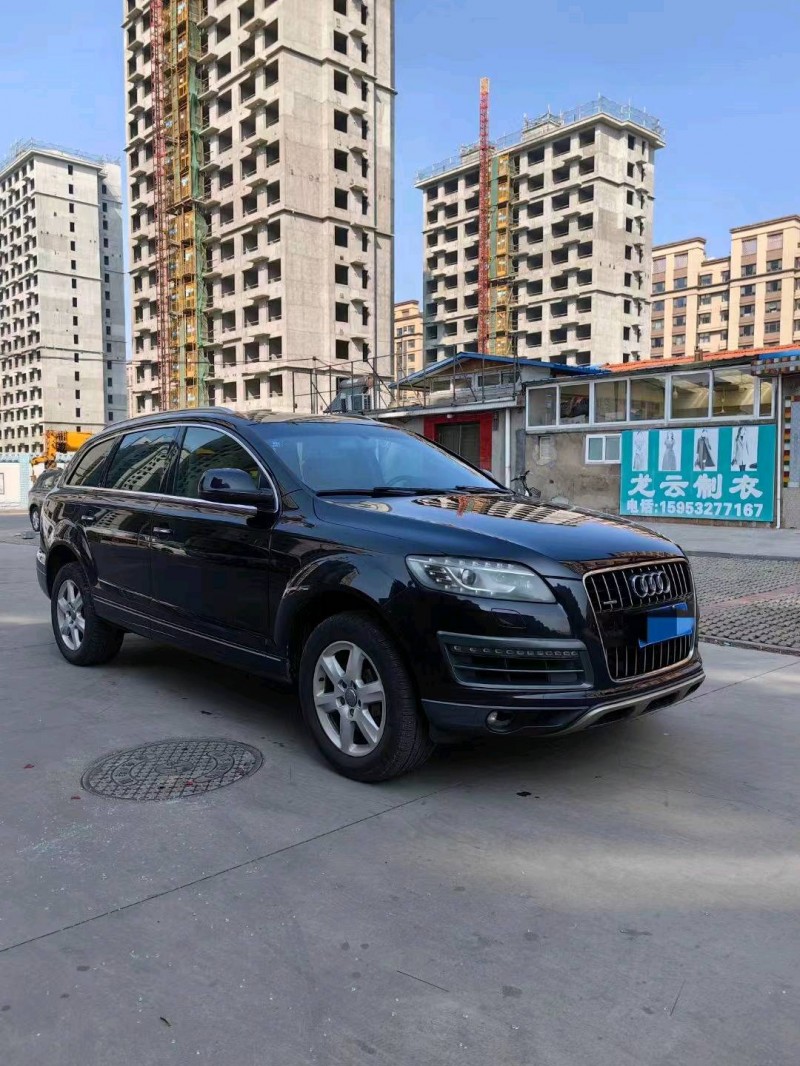青岛11年奥迪Q72