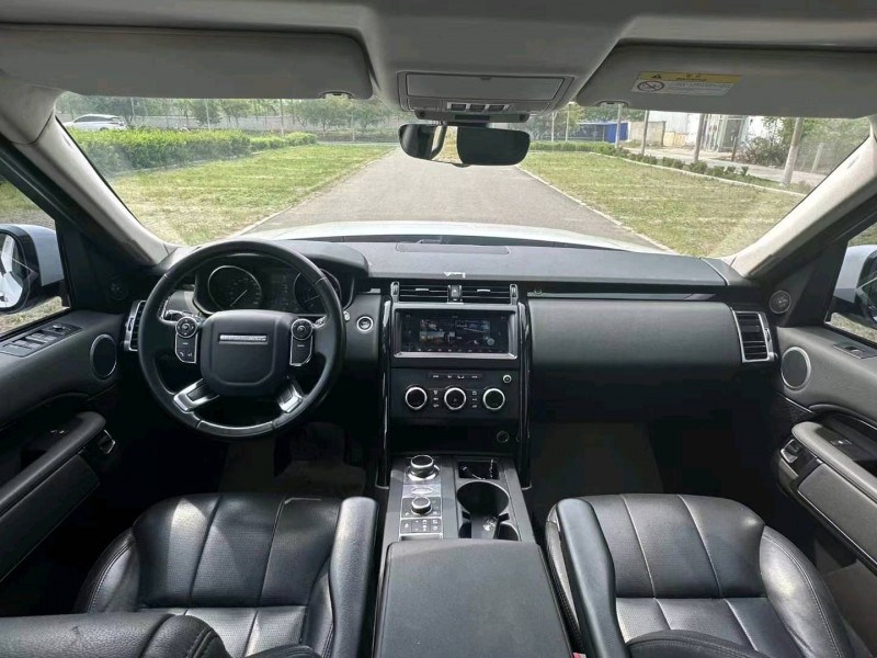 青岛17年路虎发现2