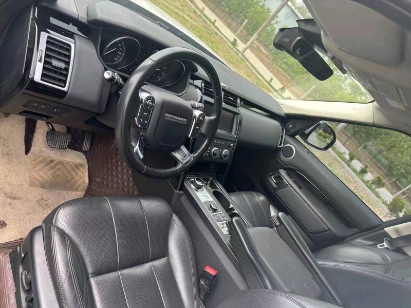 青岛17年路虎发现8