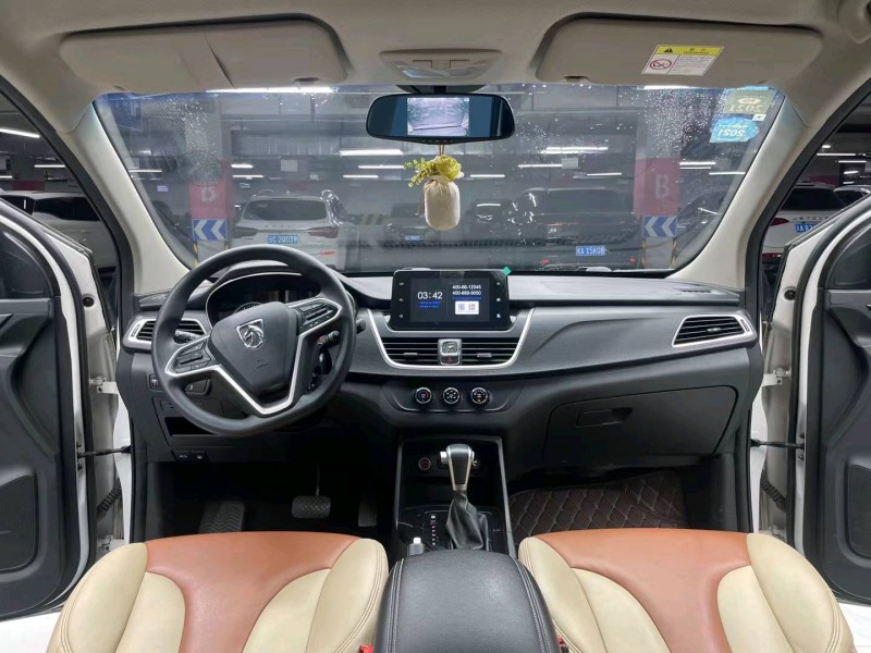 成都19年宝骏7303