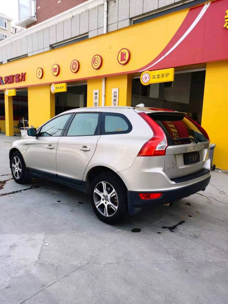 枣庄12年沃尔沃XC604