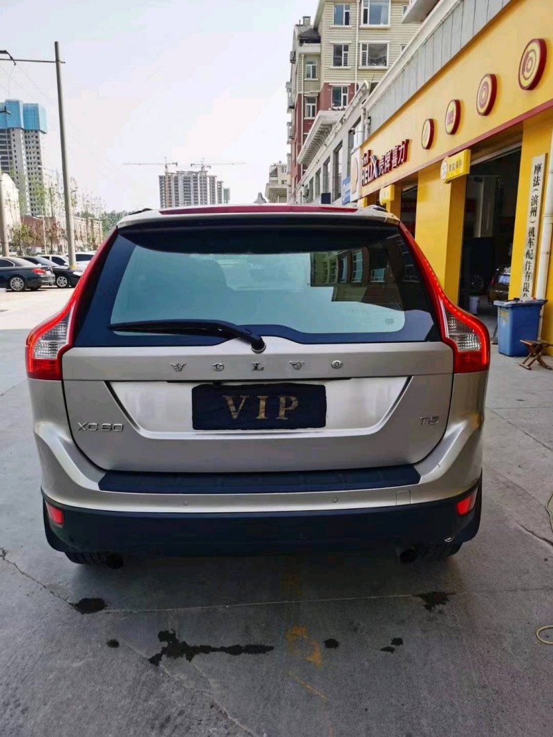 枣庄12年沃尔沃XC609