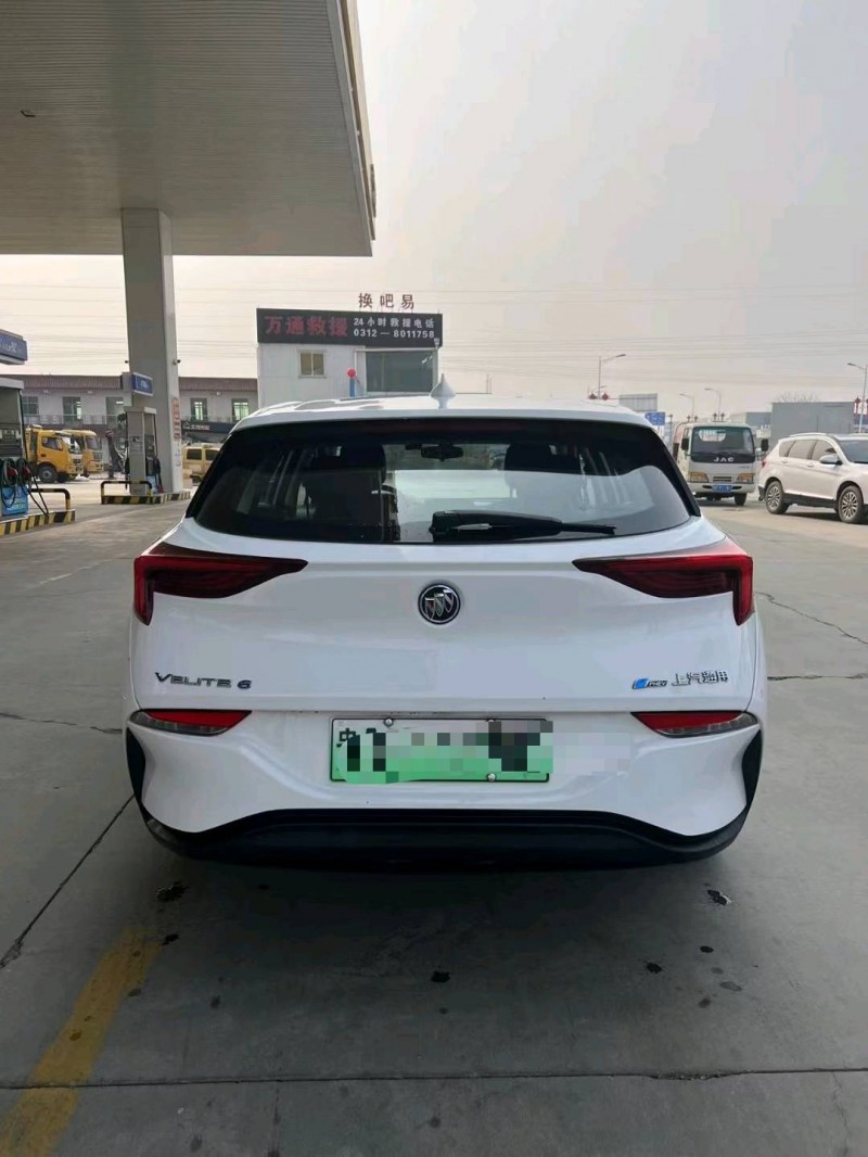 保定21年别克微蓝9