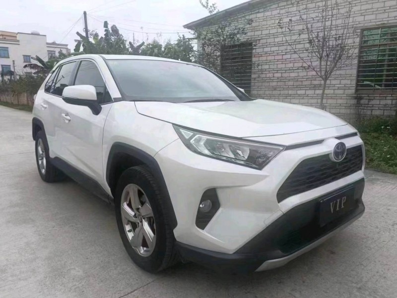 深圳21年丰田RAV4荣放2