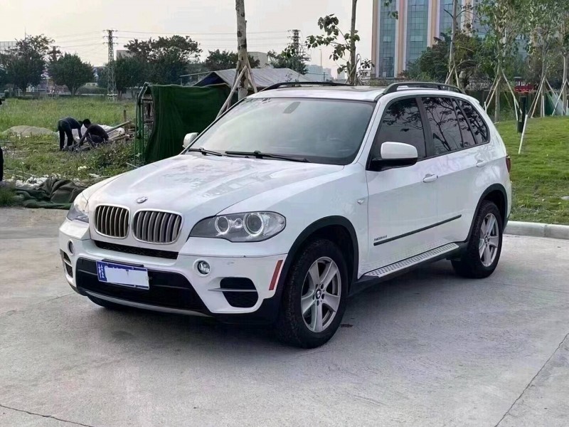 广州13年宝马X52