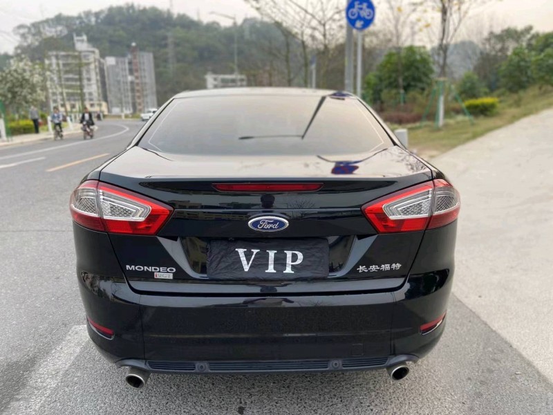 广州12年福特蒙迪欧-致胜5