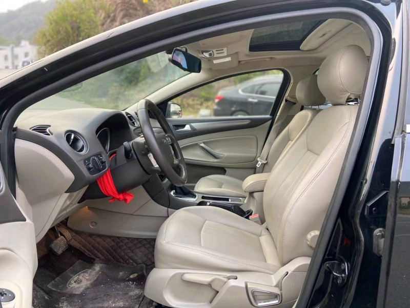 广州12年福特蒙迪欧-致胜7