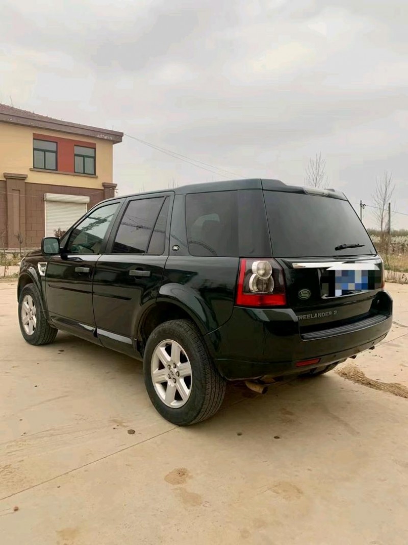 青岛11年路虎发现神行7