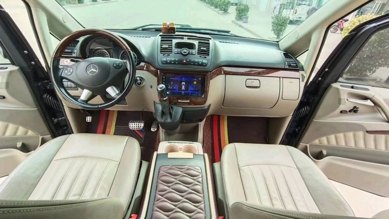 青岛15年奔驰唯雅诺6