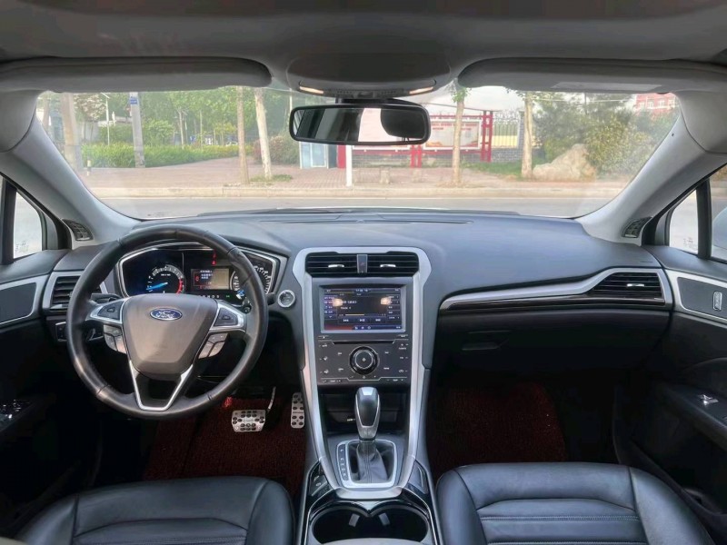 青岛15年福特蒙迪欧5