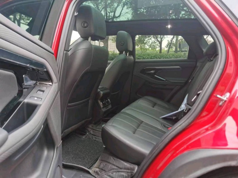 苏州21年路虎极光5