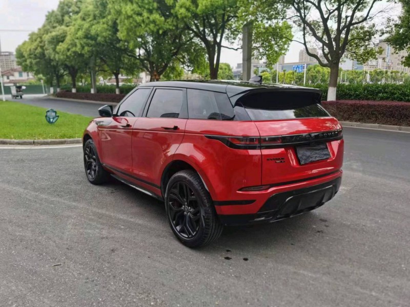 苏州21年路虎极光7