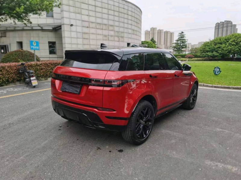 苏州21年路虎极光8