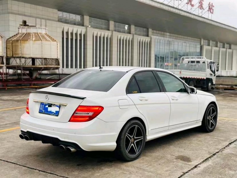 东莞13年奔驰C7