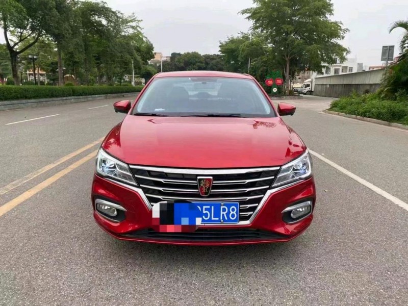 深圳21年荣威i51
