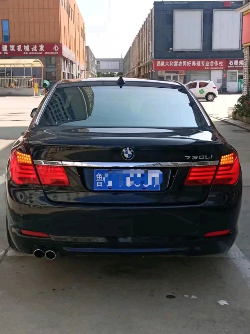淄博12年宝马7系2