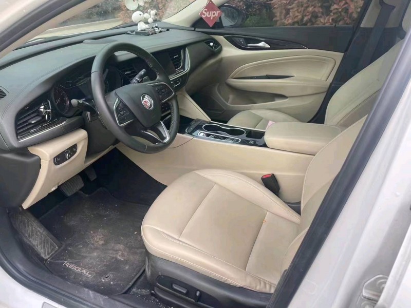 青岛21年别克君威7