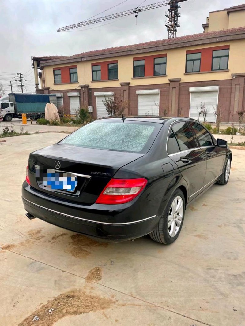 青岛11年奔驰C9