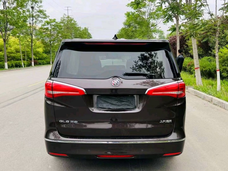 青岛17年别克GL85