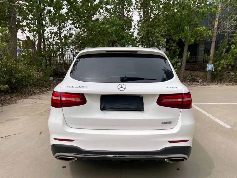 淄博19年奔驰GLC2