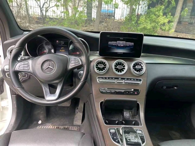 淄博19年奔驰GLC3